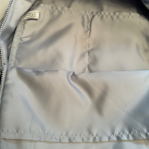 Lululemon Light Gray Camo Backpack Black Logo Hardware Zip Front & Top 18”x16” - Picture 4 of 11